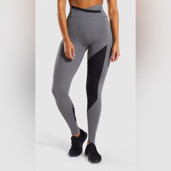 Gymshark Pants - Gymshark Gray/Black Asymmetric Leggings size Medium